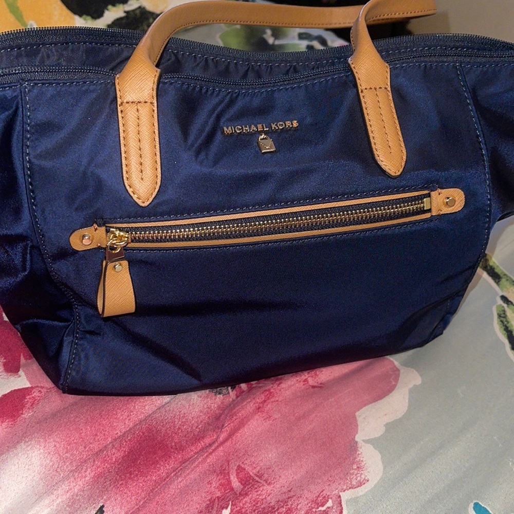 💘 Navy Blue Michael Kors Tote Bag 💘